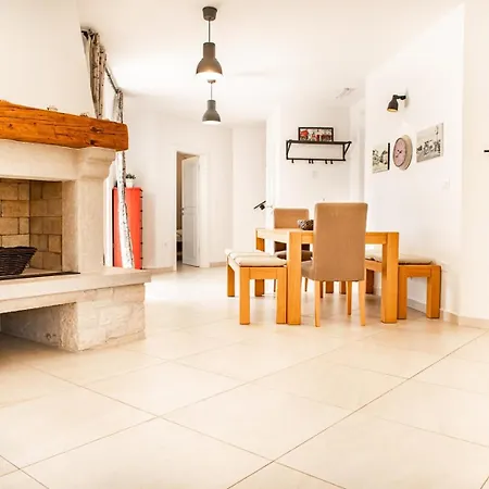 Torre Ii Villa Tar-Vabriga